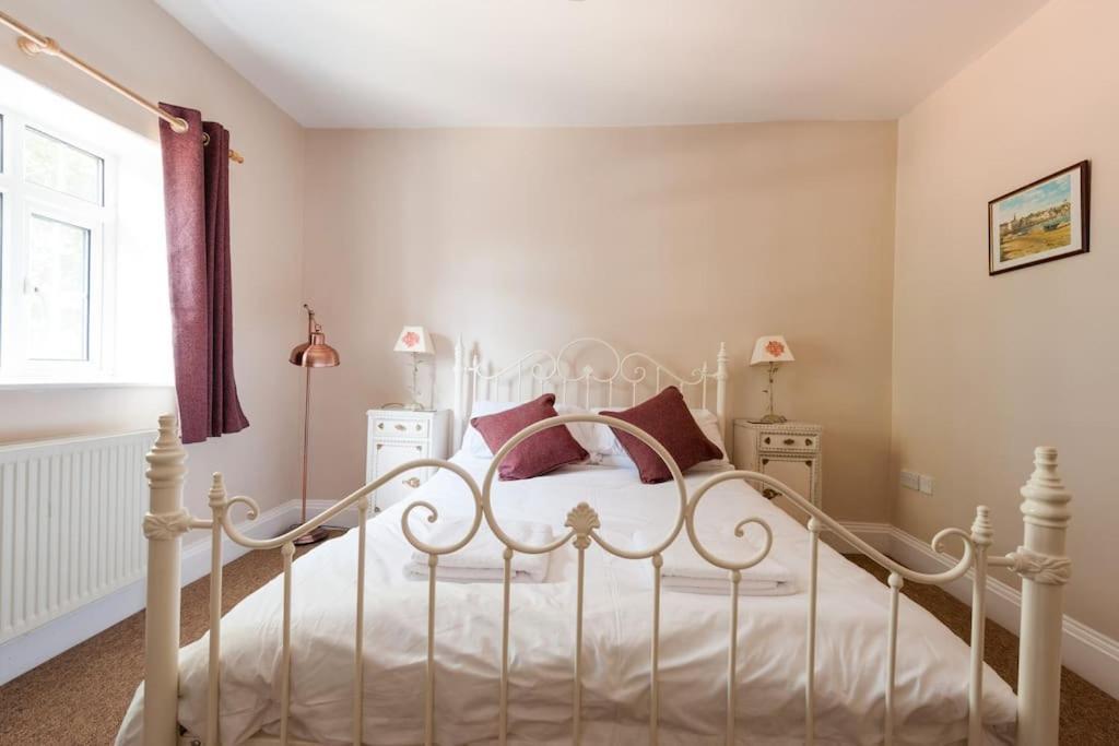 Firs Sleeps 15 Stunning Country House With Hot Tub Sudbourne Luaran gambar