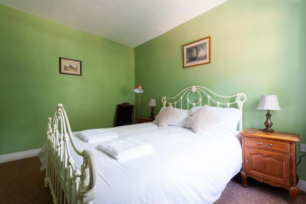 Firs Sleeps 15 Stunning Country House With Hot Tub Sudbourne Luaran gambar