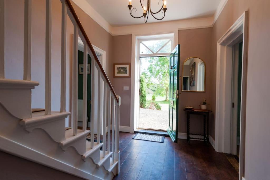 Firs Sleeps 15 Stunning Country House With Hot Tub Sudbourne Luaran gambar