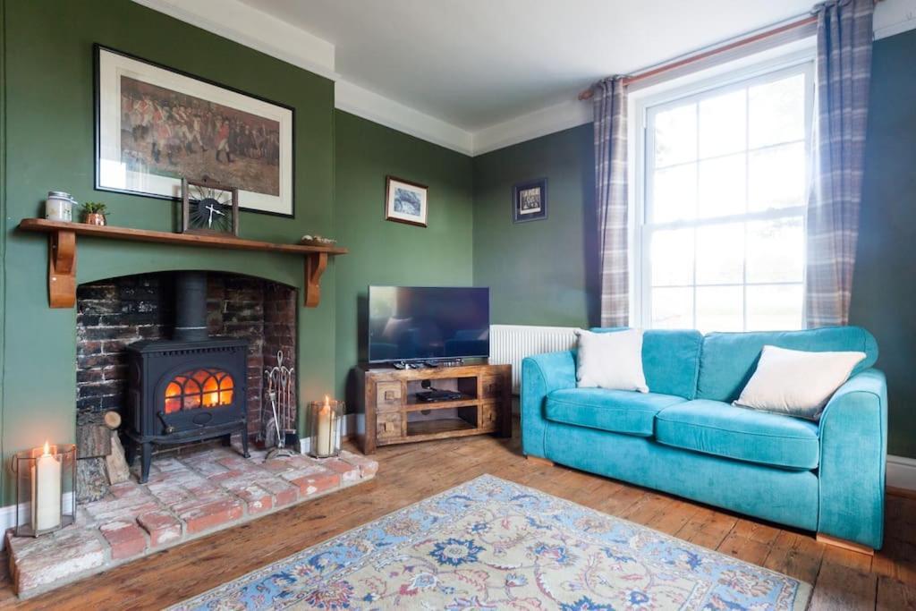 Firs Sleeps 15 Stunning Country House With Hot Tub Sudbourne Luaran gambar