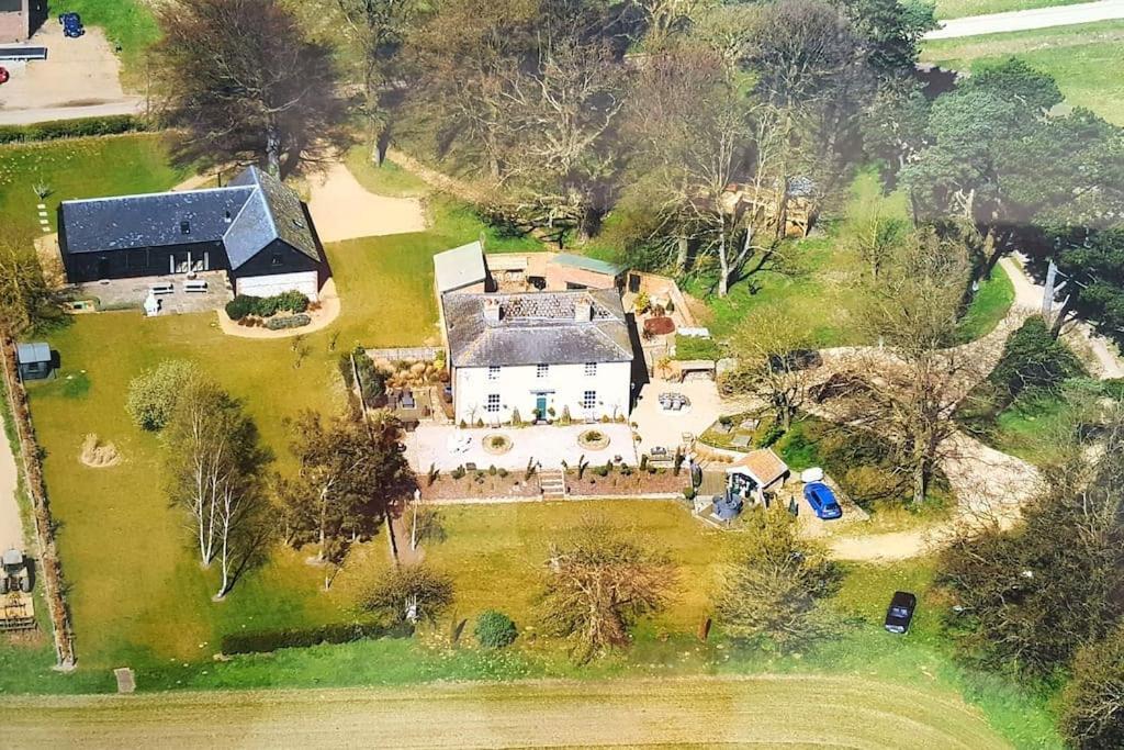 Firs Sleeps 15 Stunning Country House With Hot Tub Sudbourne Luaran gambar